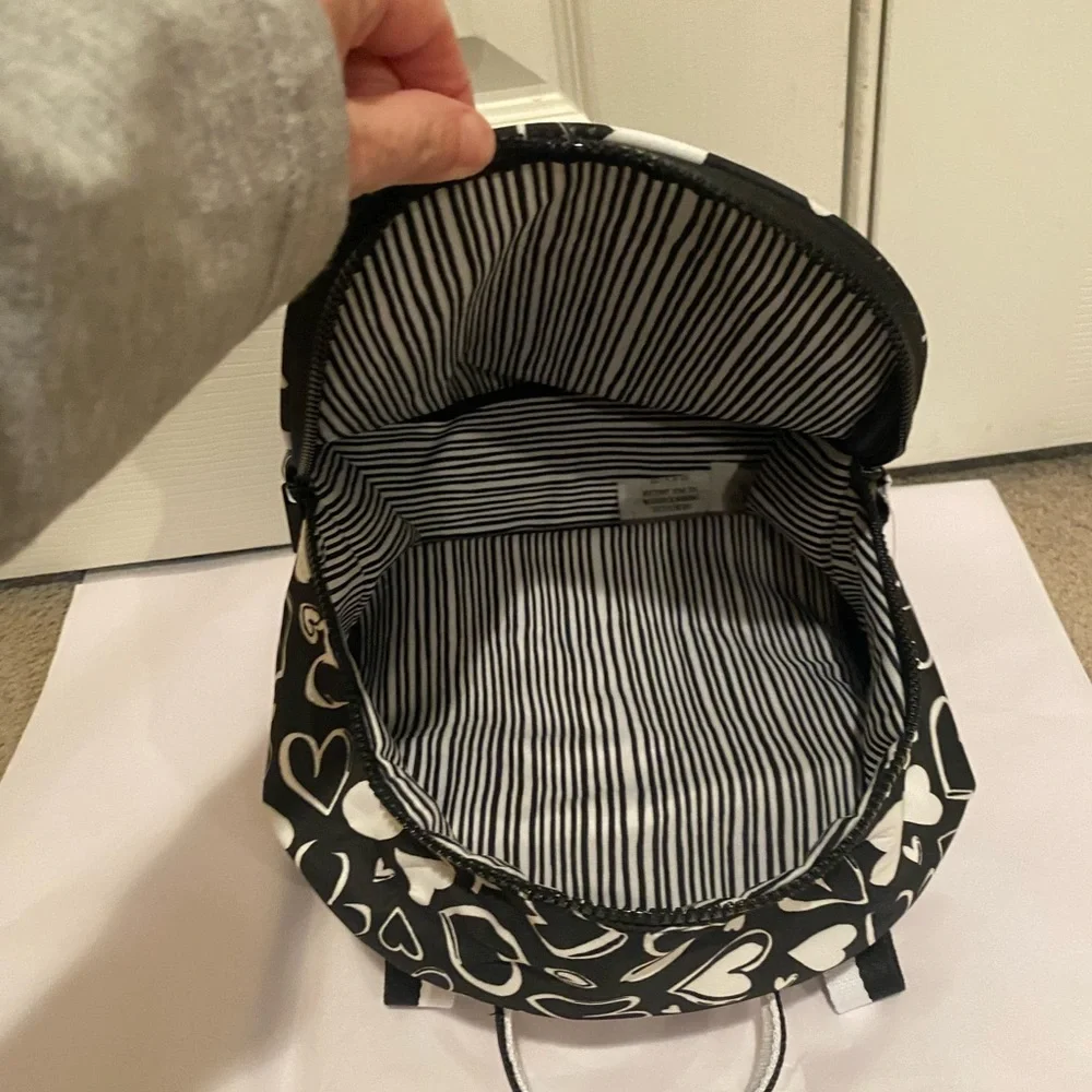❤️ Love Brighton Black and White Heart Backpack❤️ - Picture 3 of 8